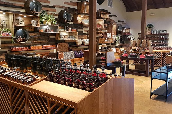 Appleton Estate Rum Tour and Tasting from Runaway Bay - A two-hour visit with a clear focus