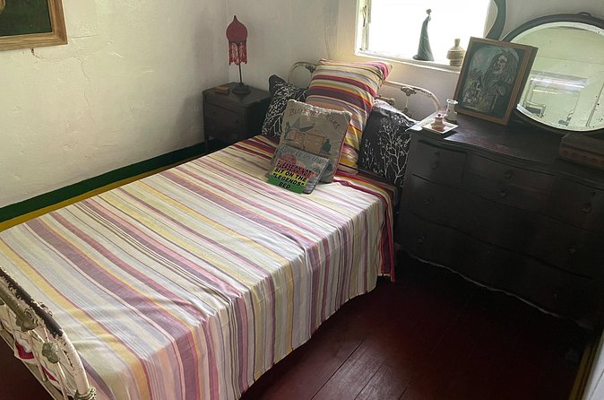 Bob Marley's Nine Mile Mausoleum Tour (Complimentary Rum Punch) - Timing, opening hours, and cancellation rules