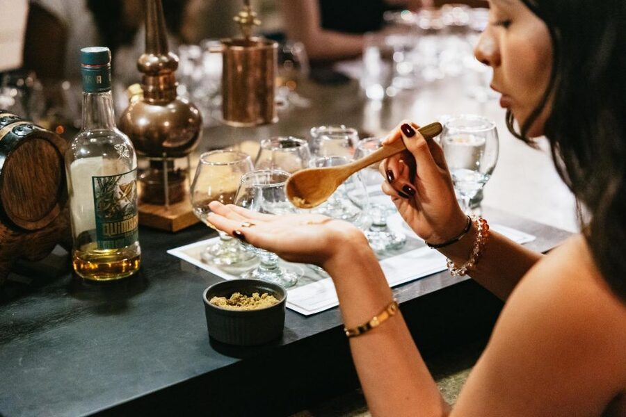 Cartagena: Boutique Rum and Chocolate Tasting at Lunático - Making your own rum cocktail