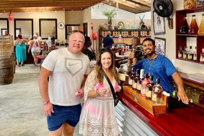 Customizable Roatán Private Tour: Rum, Chocolate & Island Culture