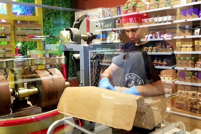 Discover Dominican Treasures: Rum, Cigars, Coffee & Chocolate - Who will enjoy this experience most?