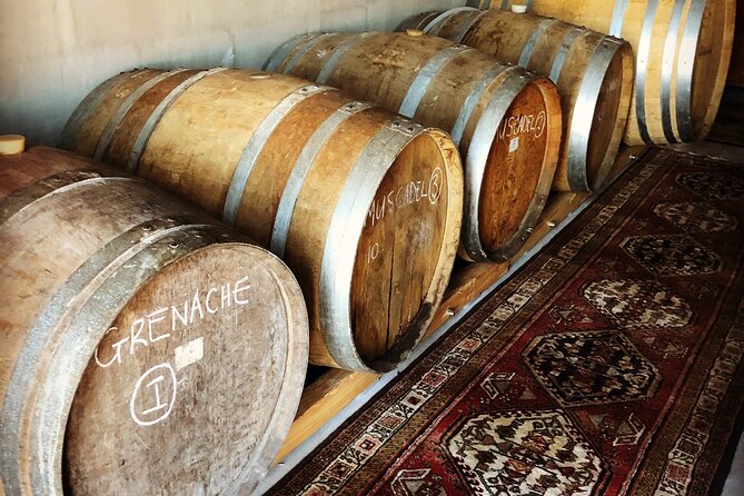 Distillery Tour, rum and gin tasting - Four courses of rum, then gin for dessert