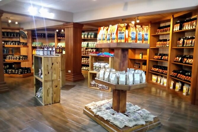 Don Lucas Cigar Factory & Store + Premium Rum Tasting (3 hours) - Shopping beyond cigars and bottles