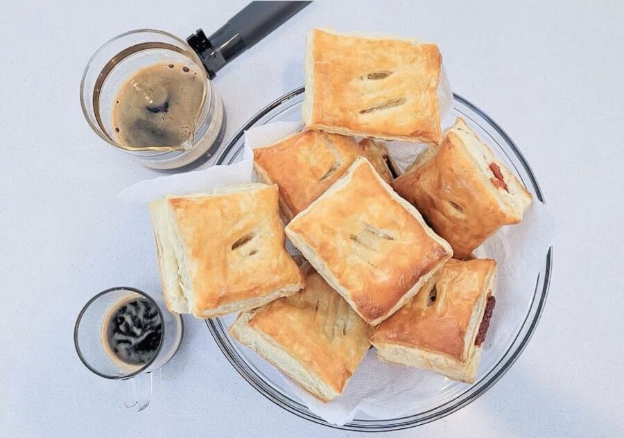 Li'l Havana: Two Family Shops Tour with Rum, Coffee & Pastry - Is $30 a fair price?