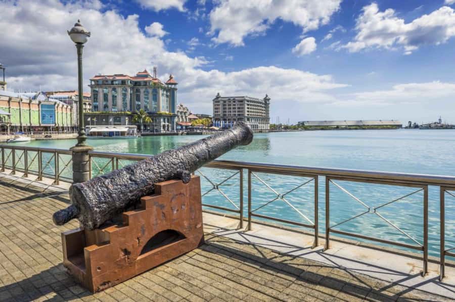 local Market,Botanical garden,Rum tasting & authentic Lunch - Fort Adelaide gives Port Louis its best historic view