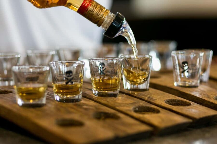 Nassau: Rum Tastings and Culinary Walking Tour - Key points at a glance