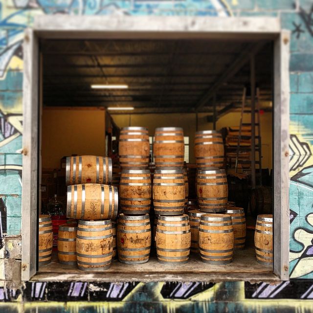 New Orleans: Guided Rum Distillery Tour and Tasting - How the timing and group size shape the experience