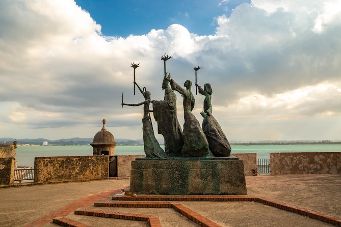 Old San Juan and Rum Factory Full-Day Tour: Minimum 8+ people - Lunch in the historic district