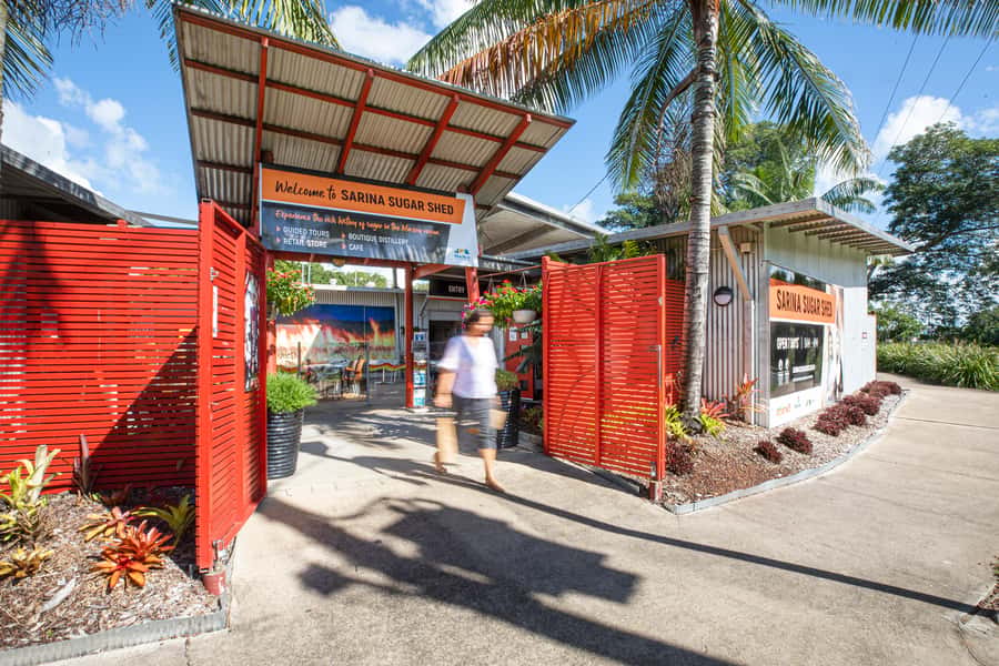 Package - Sugar Shed Tour and Rum Distillery Tour 1.5 hours - From sugarcane to rum