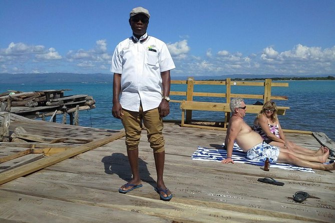 Private Appleton Estate Rum and Pelican Bar Tour from Montego Bay - A private guide changes the pace