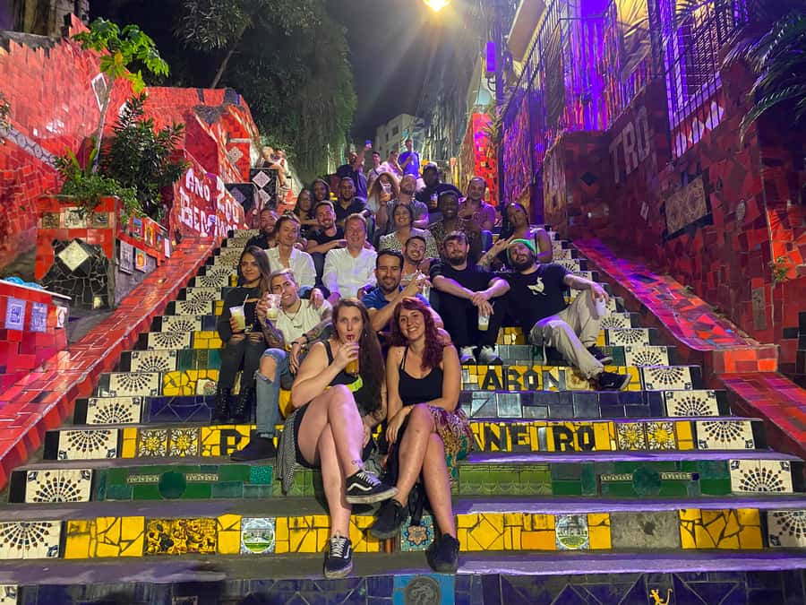 Rio: Pub Crawl in Lapa with Cachaça Tasting and Live Samba - Group size, safety, and getting around