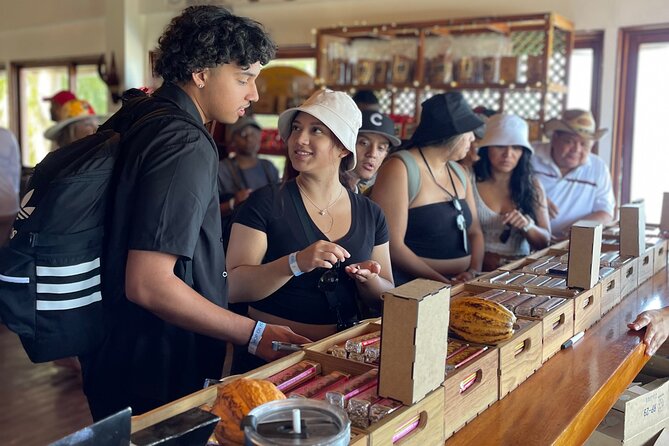 Roatán Island Tour: Sloth & Monkey Park, Rum, and Chocolate - Flexible Island Touring Beyond the Main Stops