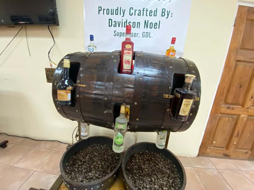 Rum Beer And Beach Tour - An old rum distillery and a complimentary sample