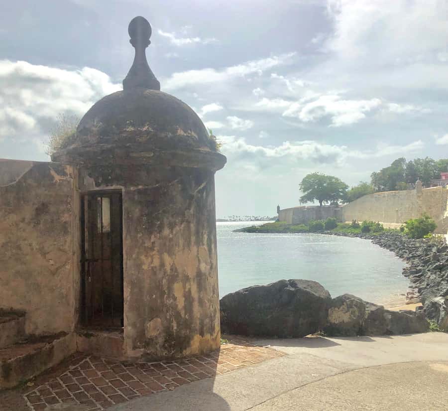 San Juan: Bacardi Rum Distillery and Old San Juan Combo Tour - The guide can shape the whole afternoon