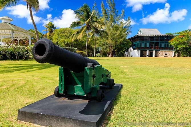 Skip the Line: Guided Tour and Rum Tasting Experience - Seven acres, gardens, and open sea views