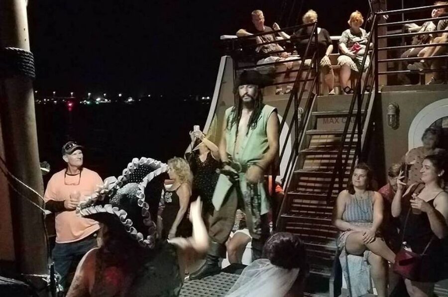 St. Augustine: The Black Raven Rum Runners Pirate Show (21+) - Drinks, seating, and the practical side of the fun