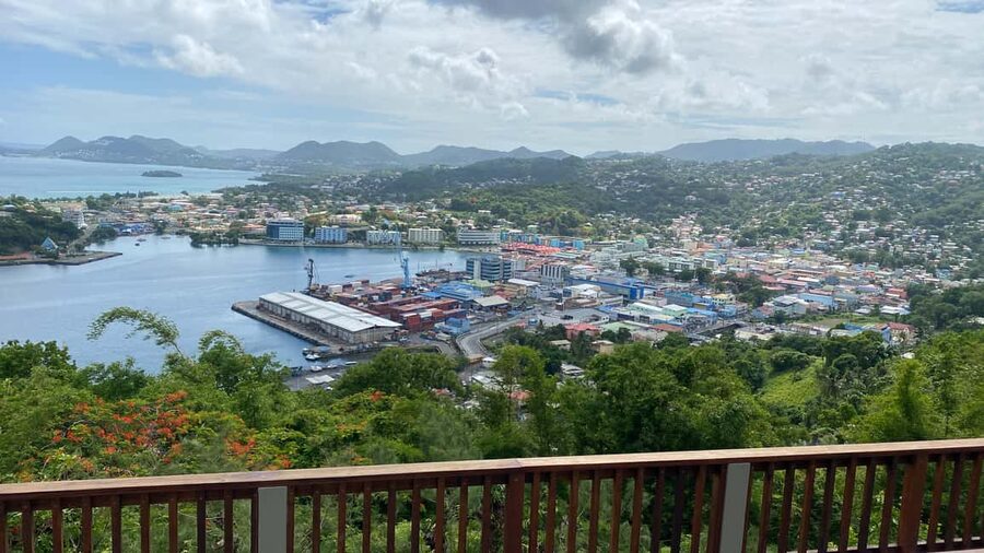St. Lucia: Sightseeing, Rum tasting, and Shopping Tour - Who should book this experience?